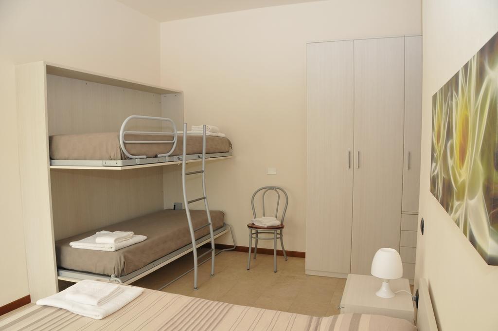 Maura appartamenti Peschiera del Garda Quarto foto